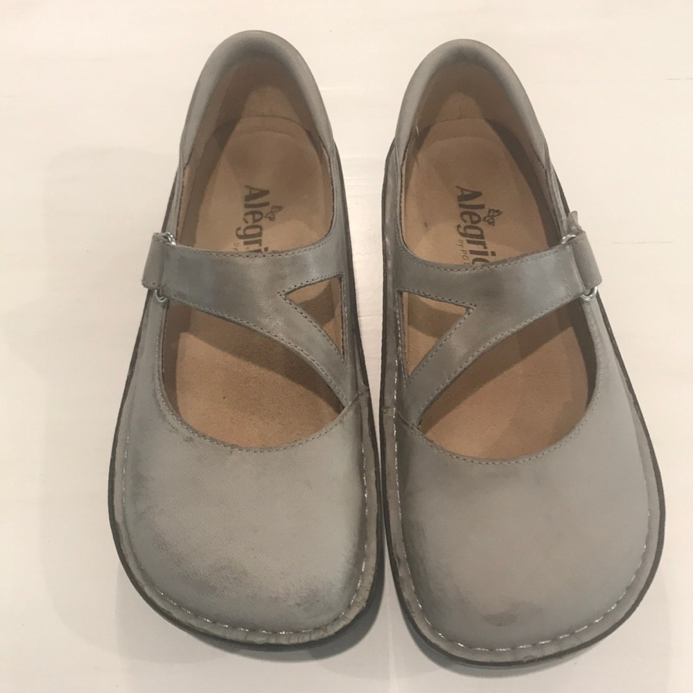 Alegria clogs